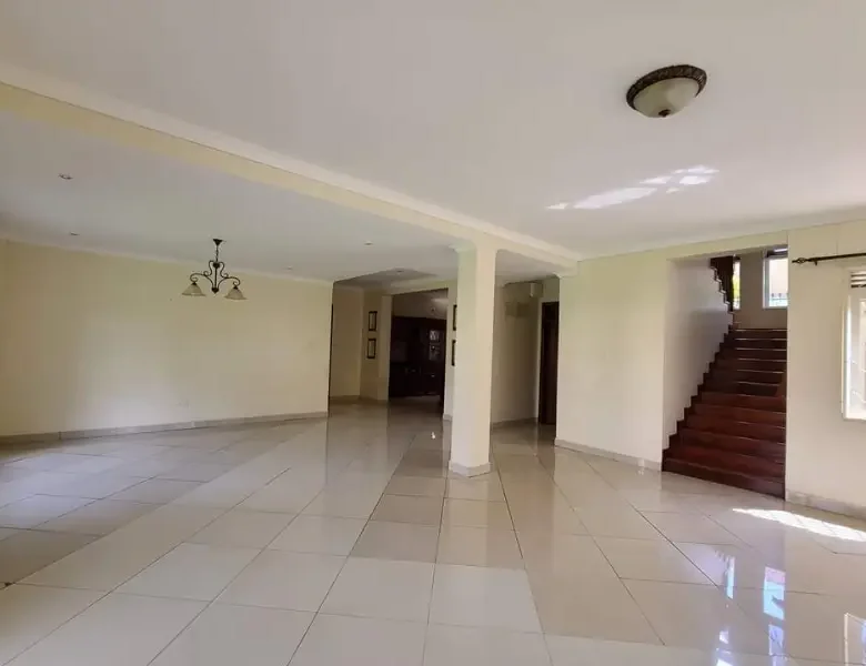 5 Bedroom Villa For Sale in Muyenga Kampala